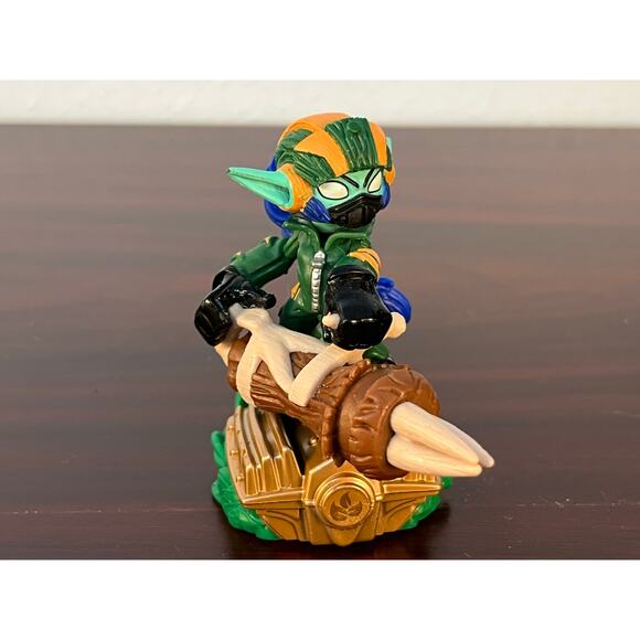 Activision Skylanders Superchargers 2015 Lot of 2 Dark Spitfire Stealth Elf - Picture 2 of 6